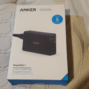 Anger 5 port charging hub